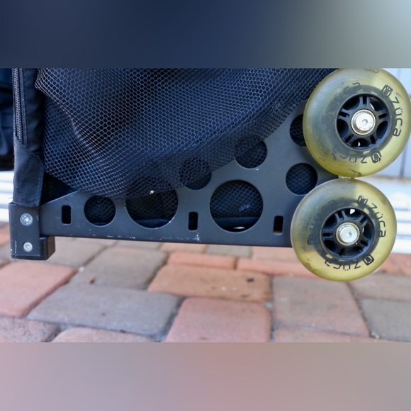 Zuca Sport Pro Makeup, Hairstylist Rolling Travel Kit Bag - Picture 3 of 16